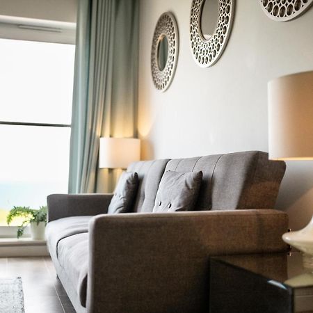Stunning Sea Views, Luxury Apartment Beaches & Restaurants Are A Short Walk Away 新码头 外观 照片