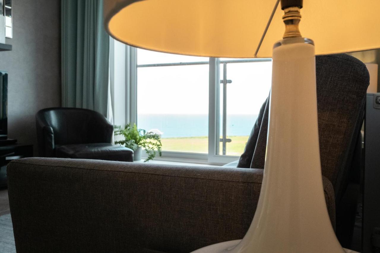 Stunning Sea Views, Luxury Apartment Beaches & Restaurants Are A Short Walk Away 新码头 外观 照片